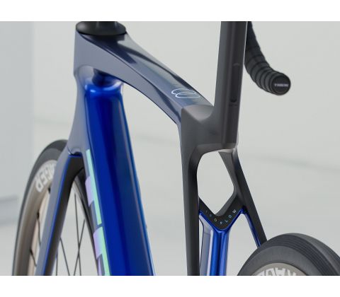 Trek Madone SL 5 Gen 8 - let aerodynamisk racercykel - Hex Blue - Kibæk Cykler